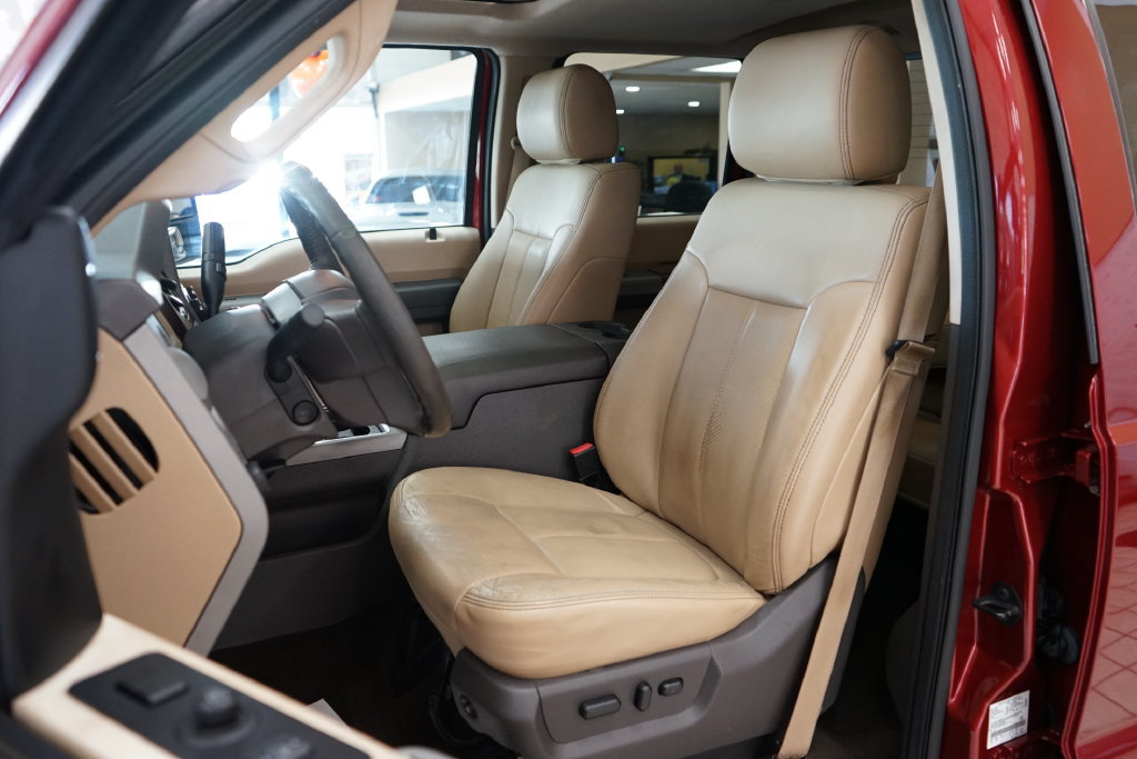 Used 2013 Ford F250 Lariat w/ Lariat Ultimate Pkg AWD/4WD image 2