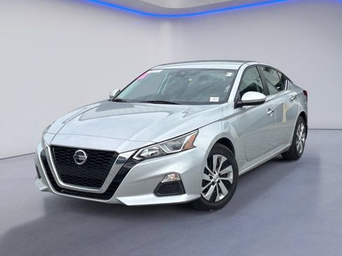Used 2021 Nissan Altima 2.5 S FWD image 2