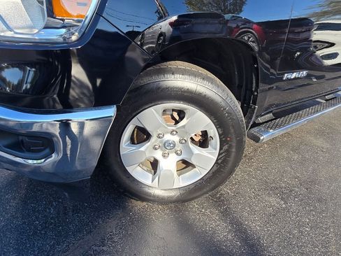 Used 2020 RAM 1500 Big Horn AWD/4WD image 2