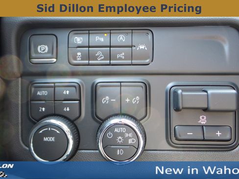 New 2025 Chevrolet Tahoe Premier image 13