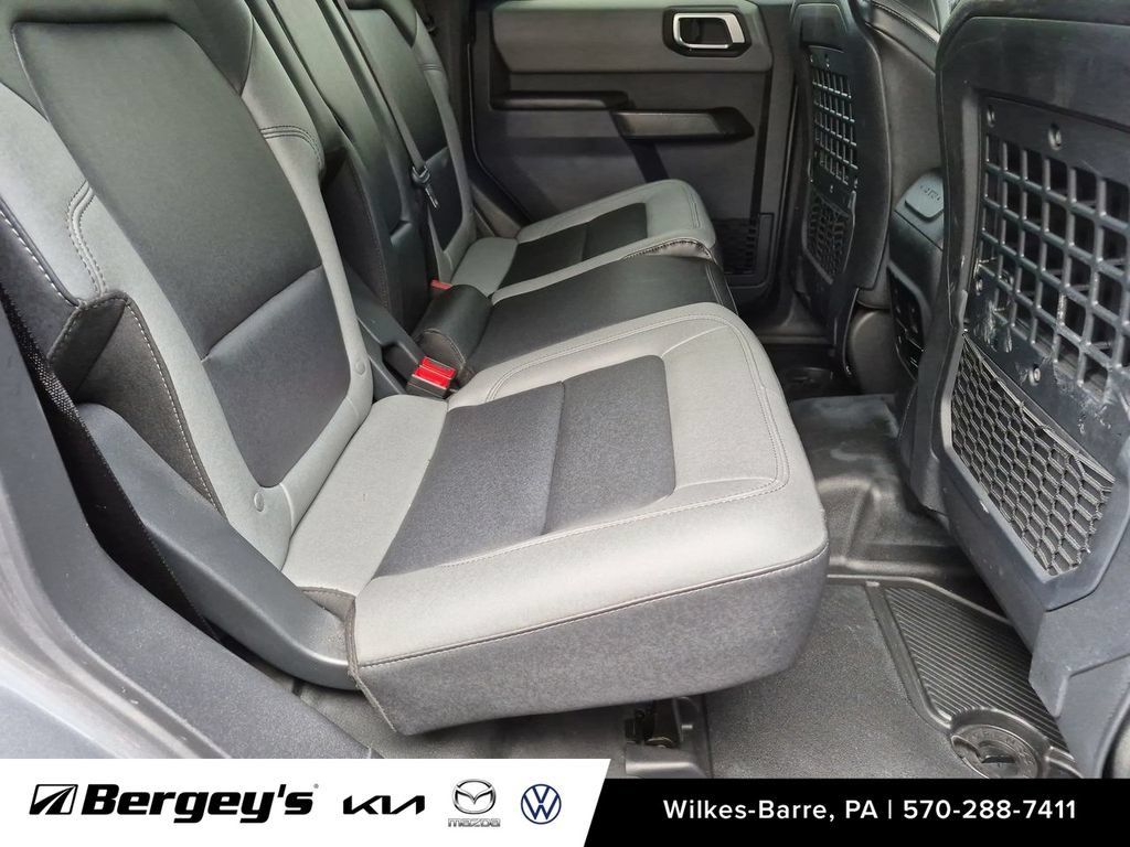 Used 2024 Ford Bronco Black Diamond AWD/4WD image 25