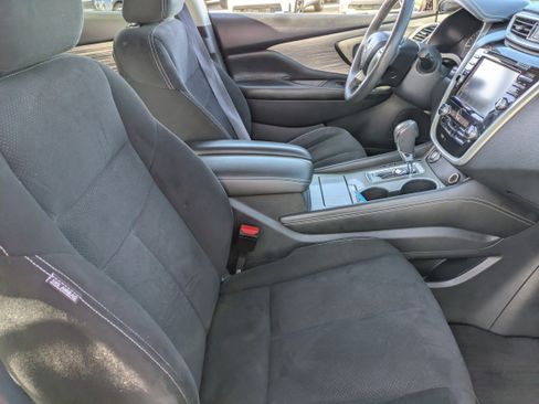 Used 2017 Nissan Murano SV image 12