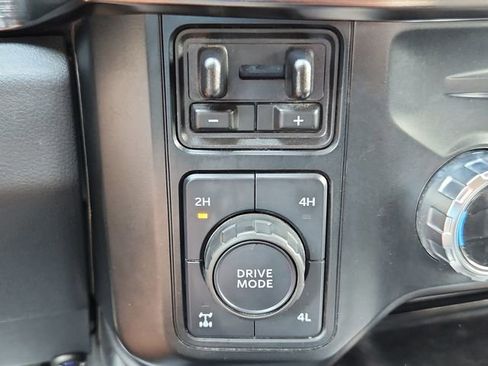 Certified 2023 Ford F250 Lariat w/ FX4 Off-Road Package image 28