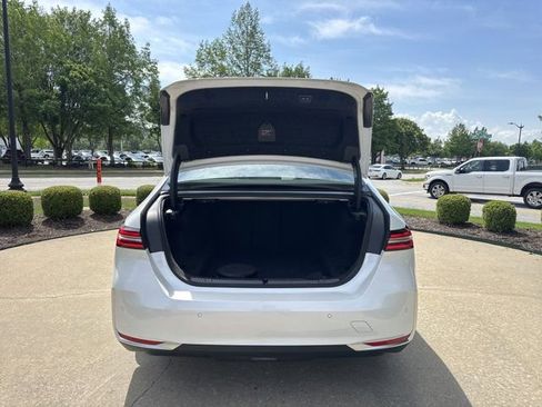 Certified 2026 BMW 530i xDrive AWD/4WD image 24