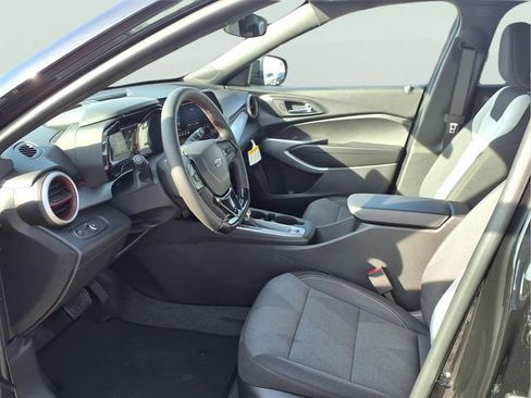 New 2026 Chevrolet Trax RS w/ Driver Confidence Package image 18