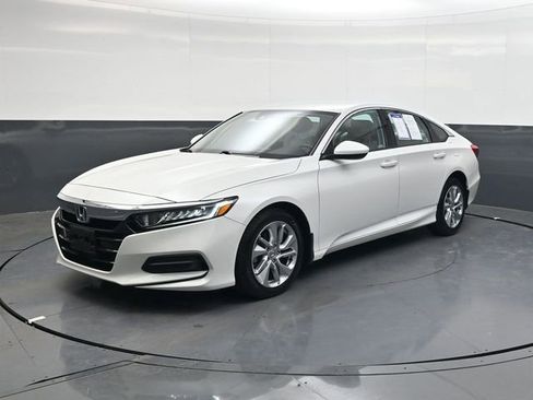Used 2019 Honda Accord LX image 8