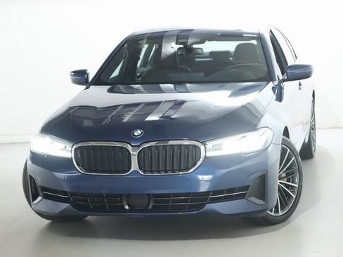 Used 2023 BMW 540i xDrive AWD/4WD image 3