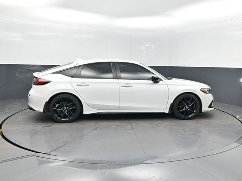 Used 2024 Honda Civic Sport image 31