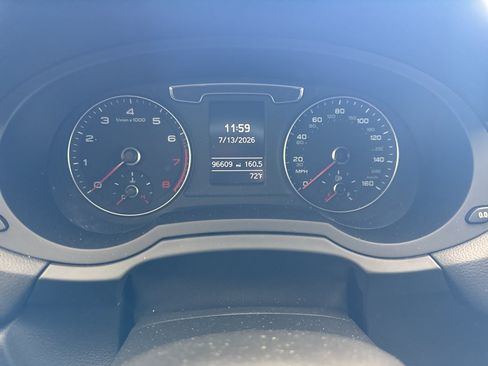 Used 2018 Audi Q3 2.0T Premium FWD image 12