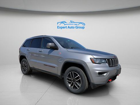 Used 2020 Jeep Grand Cherokee Trailhawk image 5
