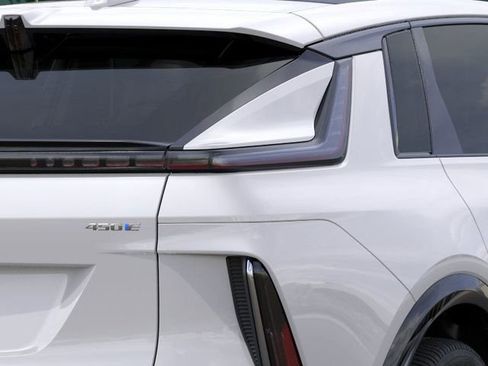New 2025 Cadillac Lyriq Sport RWD image 11