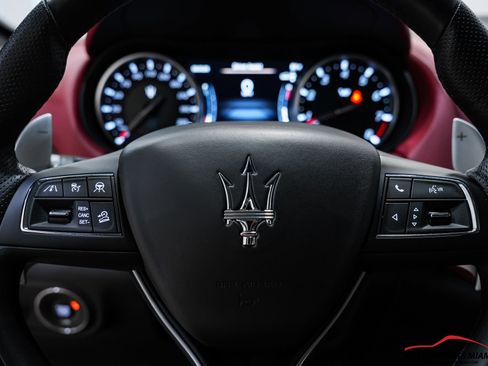 Used 2022 Maserati Levante Modena S AWD/4WD image 77