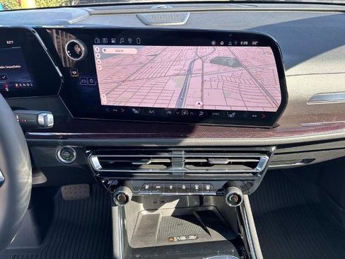 New 2026 Chevrolet Traverse Z71 w/ Enhanced Driving Package image 17