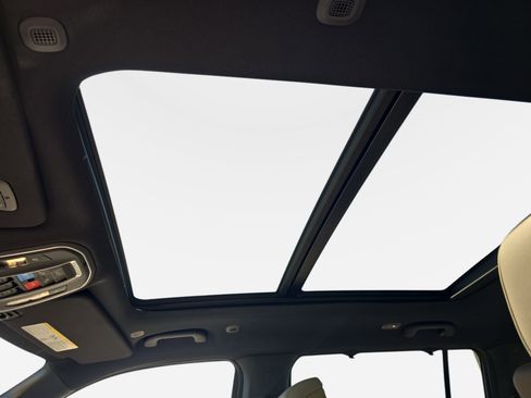New 2026 Jeep Grand Wagoneer L Limited AWD/4WD image 26