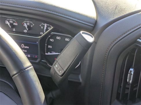 Used 2023 GMC Sierra 3500 AT4 w/ AT4 Preferred Package image 25