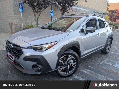 Used 2025 Subaru Crosstrek 2.5i Premium AWD/4WD image 1