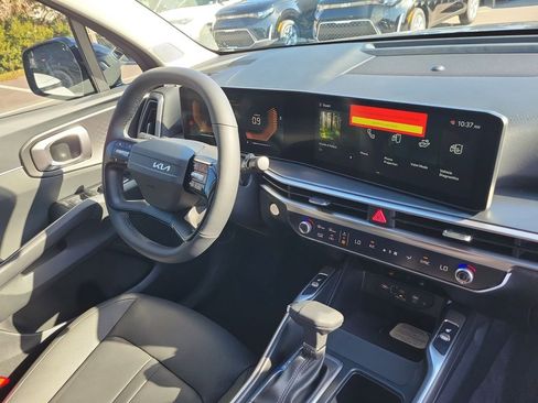 New 2026 Kia Sorento S image 8