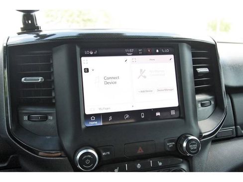 Used 2022 RAM 1500 Big Horn w/ Built-to-serve Edition image 22