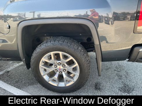 Used 2018 GMC Sierra 1500 SLT w/ SLT Premium Package image 9