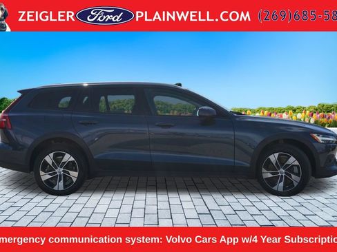 Used 2024 Volvo V60 B5 Cross Country Plus AWD/4WD image 6