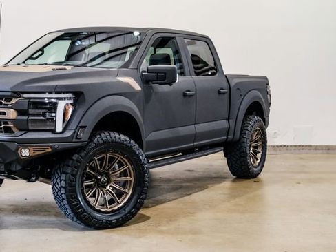 Used 2025 Ford F150 Raptor image 23
