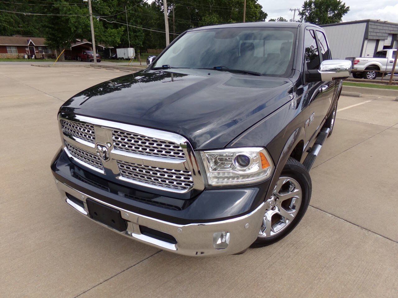 Used 2017 RAM 1500 Laramie w/ Convenience Group RWD image 7