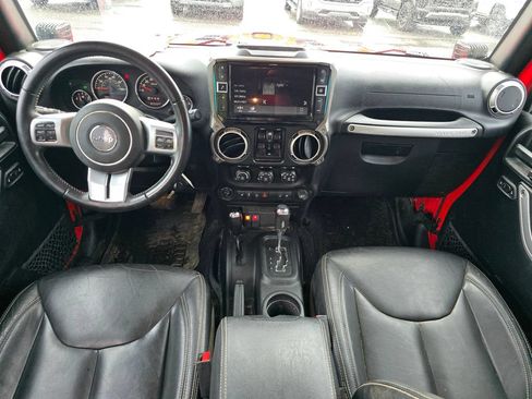 Used 2016 Jeep Wrangler Unlimited Rubicon AWD/4WD image 5