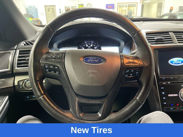 Used 2017 Ford Explorer Sport w/ Equipment Group 401A AWD/4WD image 15