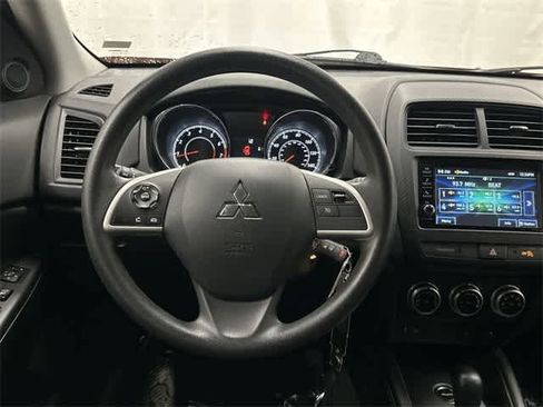Used 2024 Mitsubishi Outlander Sport ES image 15