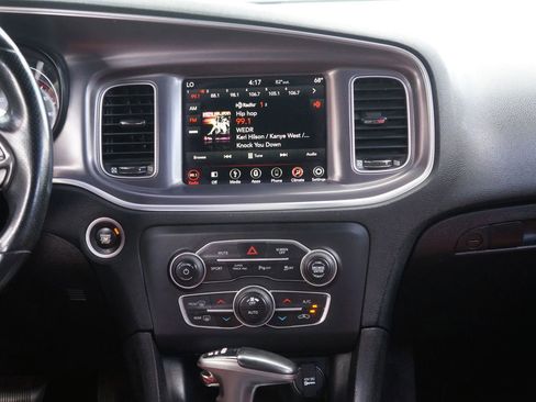 Used 2019 Dodge Charger GT image 31