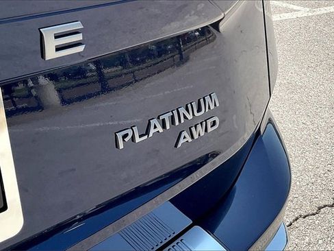 New 2026 Nissan Rogue Platinum w/ Platinum Premium Package image 9