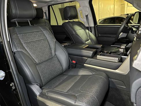 Used 2023 Toyota Sequoia Limited image 13