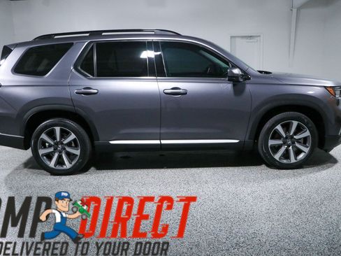 Used 2023 Honda Pilot Elite image 6