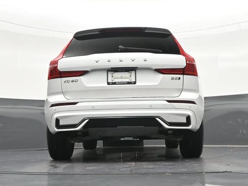 Certified 2024 Volvo XC60 B5 Core w/ Protection Package Premier AWD/4WD image 27