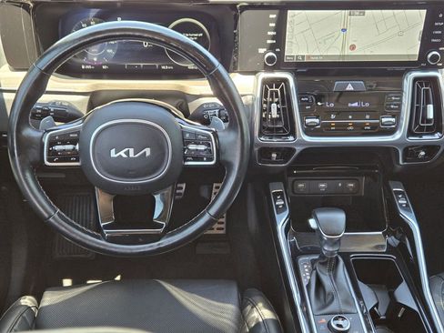 Certified 2022 Kia Sorento SX Prestige AWD/4WD image 10