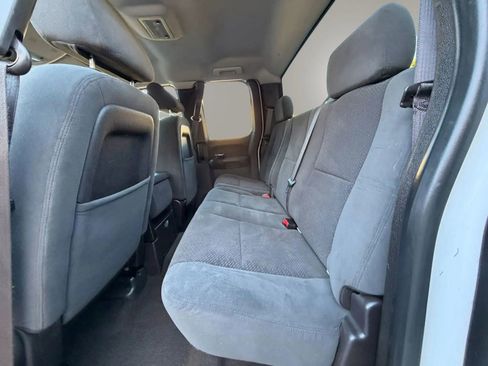 Used 2007 Chevrolet Silverado 2500 LT w/ 1LT Convenience Package RWD image 15