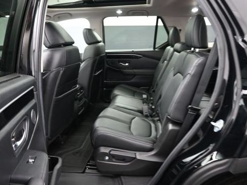 Used 2025 Honda Pilot Touring image 21