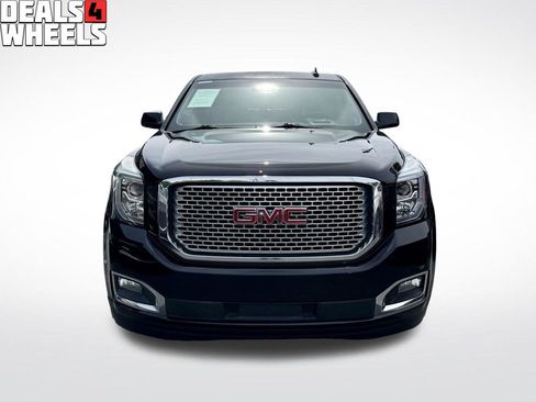 Used 2017 GMC Yukon XL Denali w/ Open Road Package AWD/4WD image 2