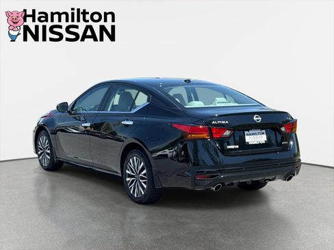 Used 2024 Nissan Altima 2.5 SV w/ SV Premium Package AWD/4WD image 4