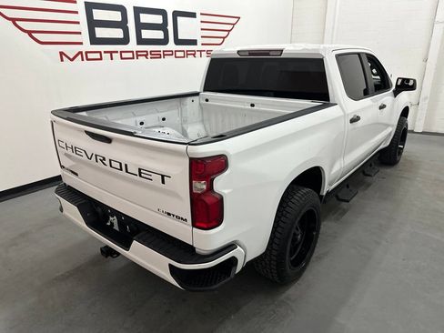 Used 2020 Chevrolet Silverado 1500 Custom w/ Custom Value Package RWD image 8