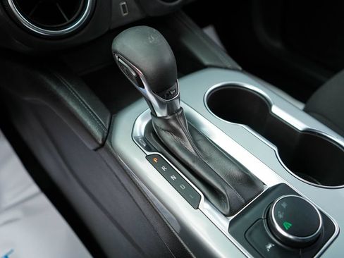 Used 2021 Chevrolet Blazer LT FWD image 36