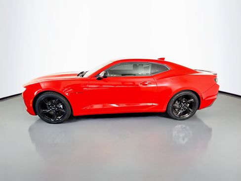 Used 2020 Chevrolet Camaro LT w/ RS Package RWD image 6