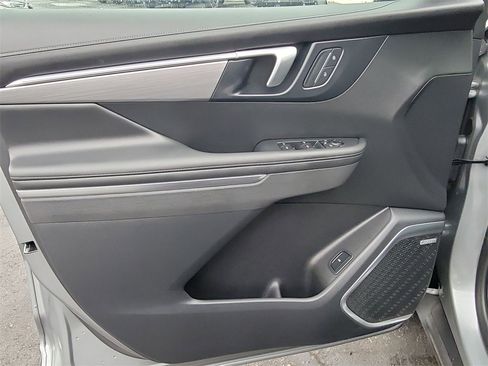 Used 2026 Buick Enclave Preferred image 22