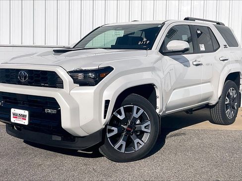 New 2026 Toyota 4Runner TRD Sport Premium image 2