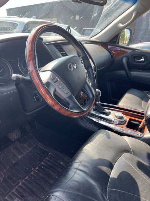 Used 2017 INFINITI QX80 4WD w/ Deluxe Technology Package image 13