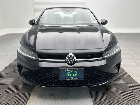 Used 2026 Volkswagen Jetta Sport FWD image 6
