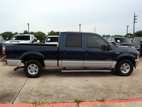 Used 2003 Ford F250 XL image 6