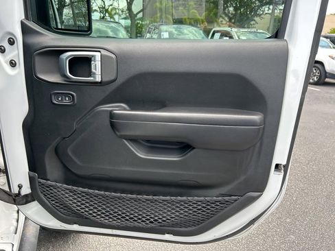 Used 2020 Jeep Gladiator Rubicon image 35