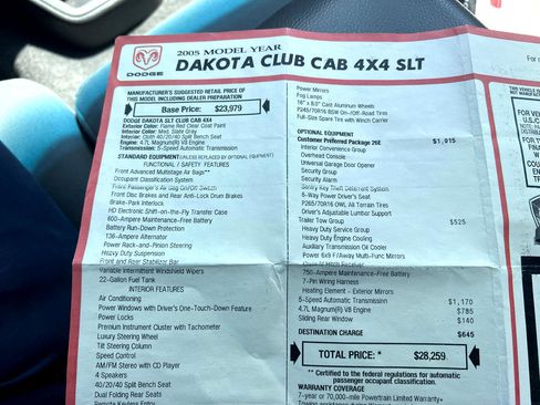 Used 2005 Dodge Dakota SLT image 32