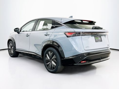 Used 2024 Nissan Ariya AWD image 5